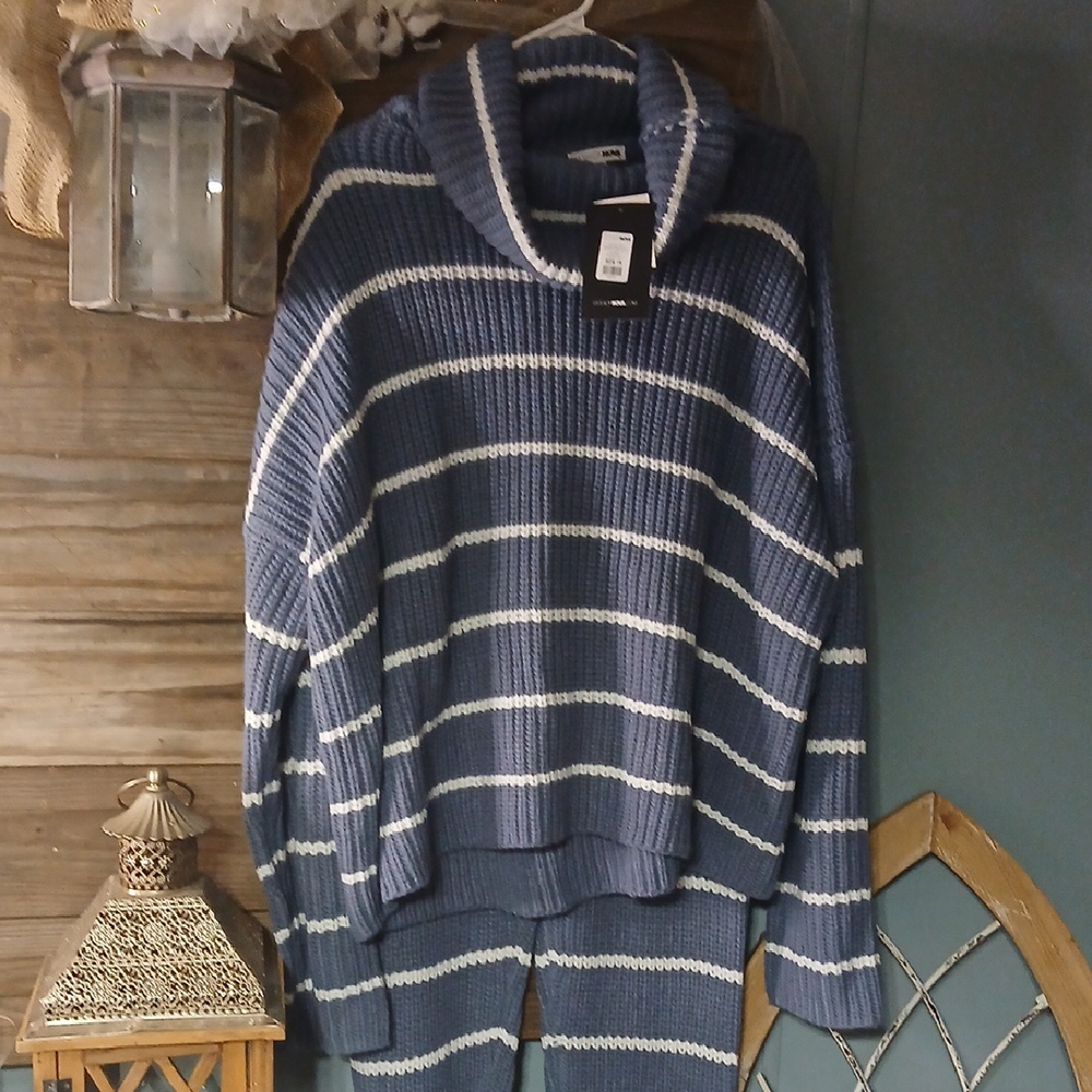 Fashion Nova Navy and Cream Striped Knit Set